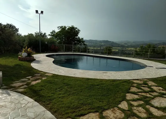 アパートホテル Ristorante Baobab